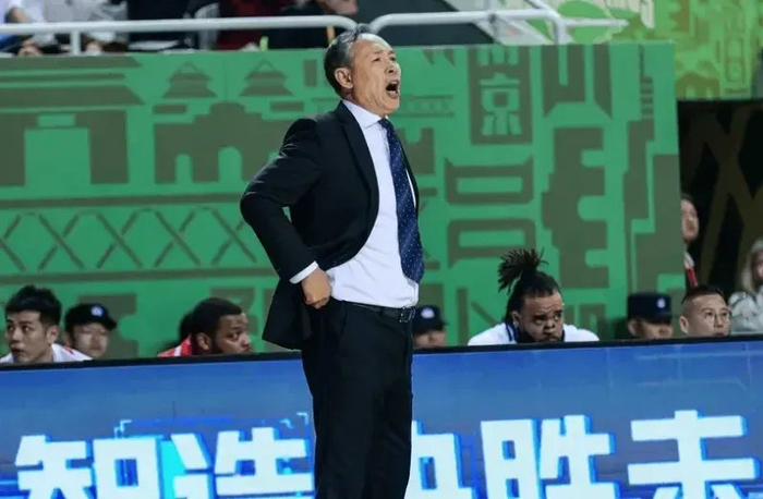 伤病潮中北京队展现团队精神力克广州