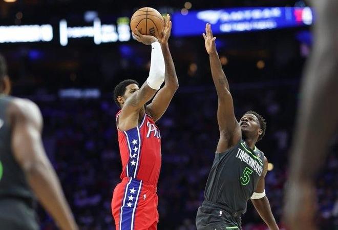 恩比德阑尾炎手术或缺席附加赛 76人季后赛前景